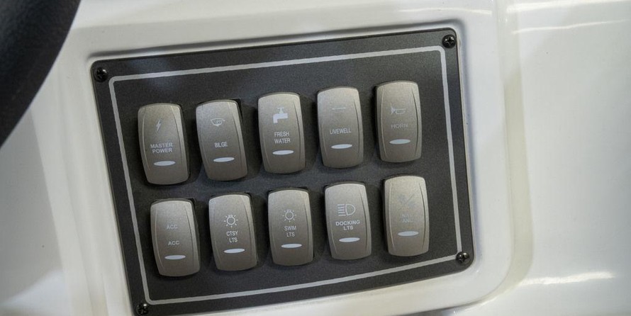 Hurricane fundeck 232