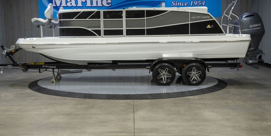 Hurricane fundeck 232