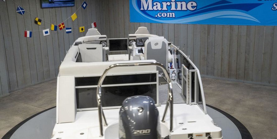 Hurricane fundeck 232