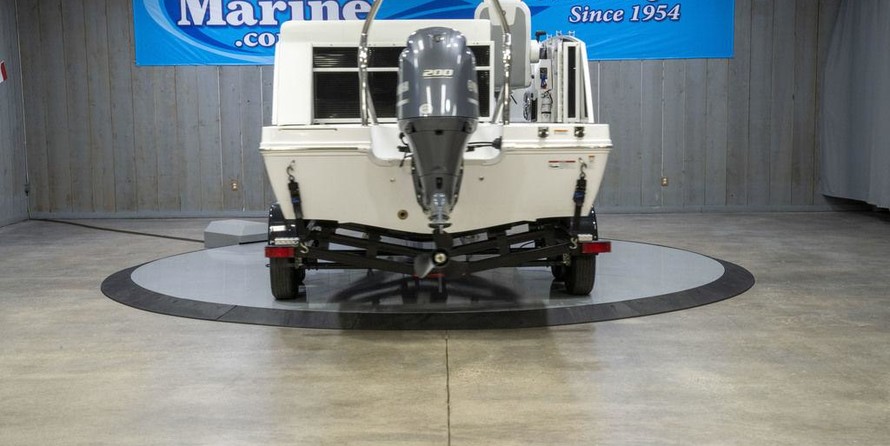 Hurricane fundeck 232