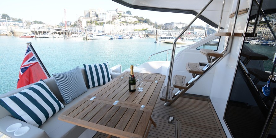 Fairline 50 Squadron