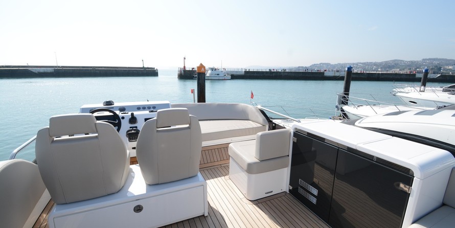 Fairline 50 Squadron