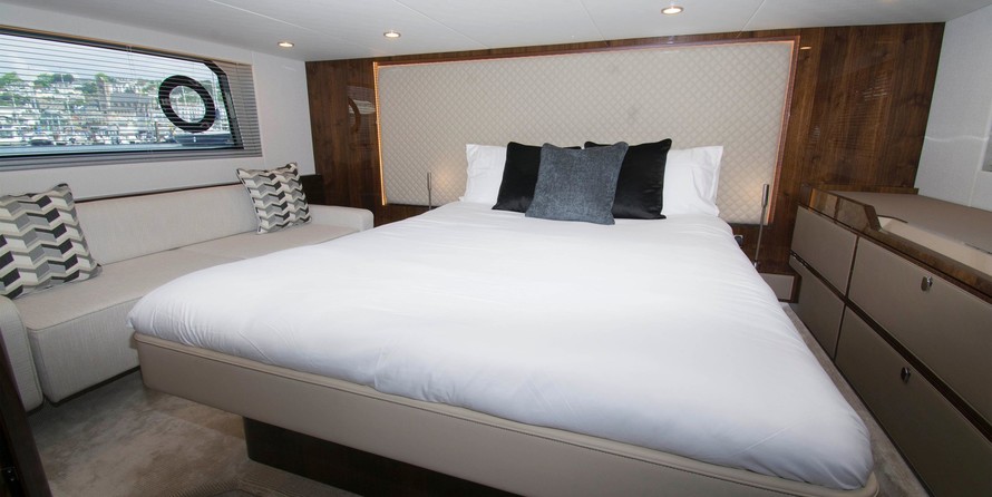 Fairline 50 Squadron