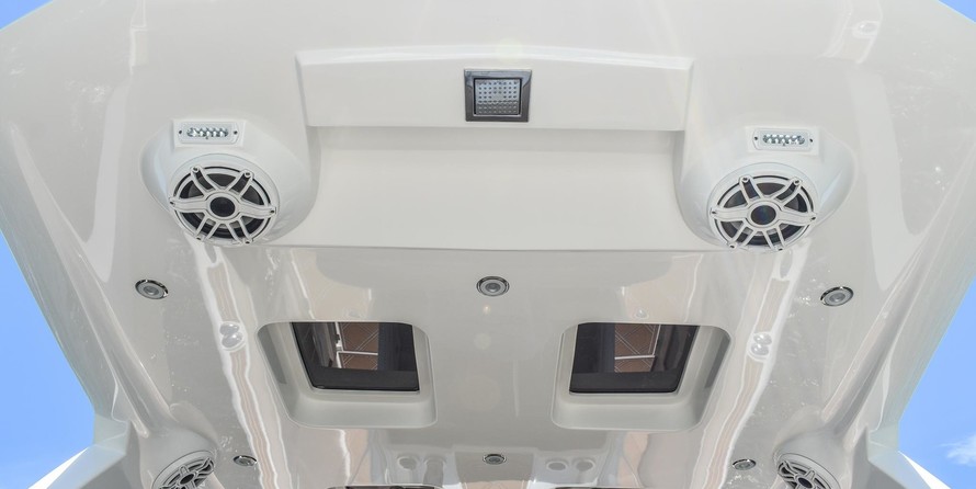 Lund Boats 1875 Impact Sport