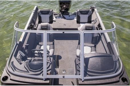 Crestliner 1650 Fish Hawk