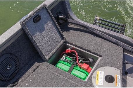 Crestliner 1650 Fish Hawk