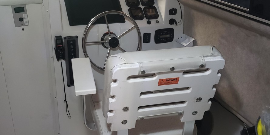 Parker 2520 XLD Sport Cabin
