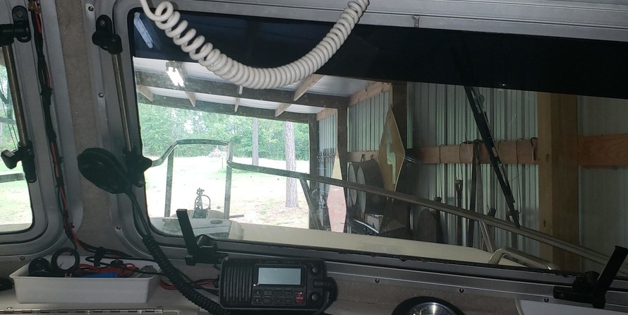 Parker 2520 XLD Sport Cabin
