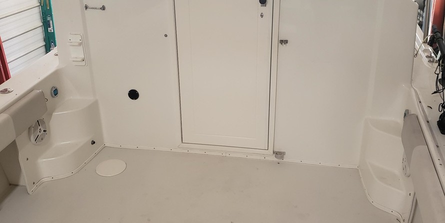 Parker 2520 XLD Sport Cabin