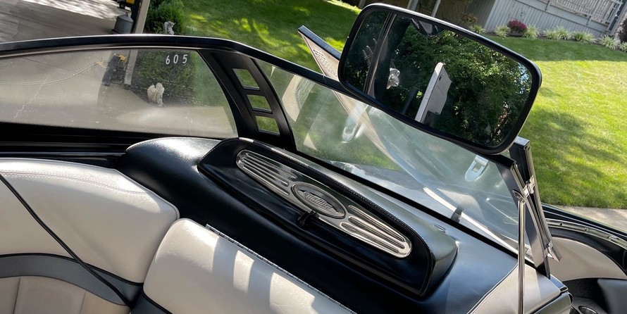 Malibu Wakesetter 23 LSV