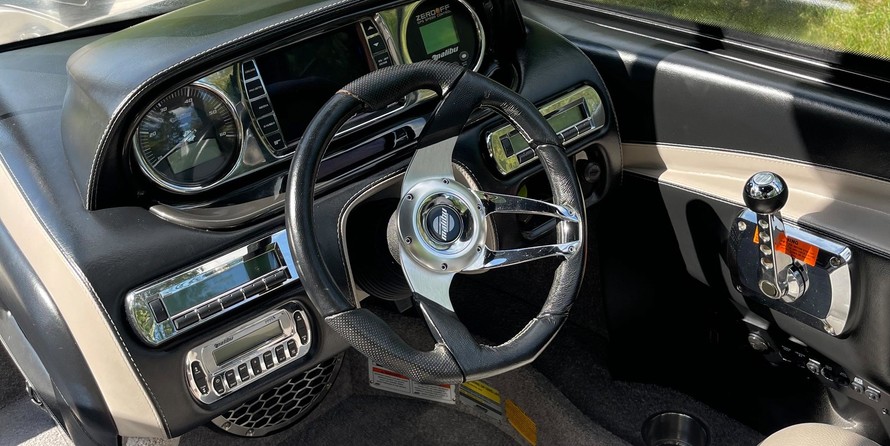 Malibu Wakesetter 23 LSV