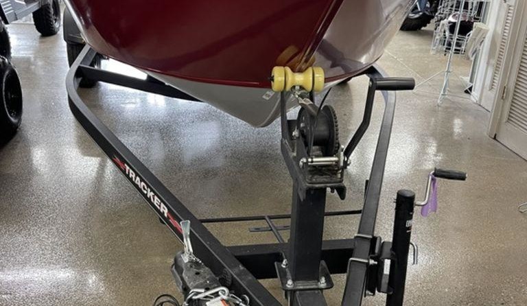 Tracker Pro Guide V-175 WT