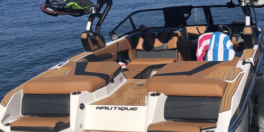 Super Air Nautique G23