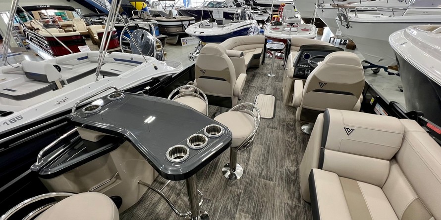 60 x 16 tri-toon passenger vessel