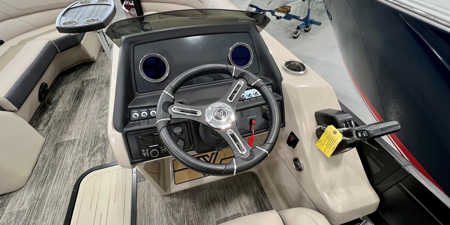 60 x 16 tri-toon passenger vessel