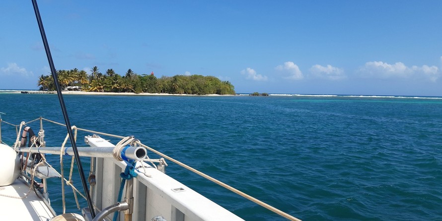 Fountaine Pajot Tobago 35