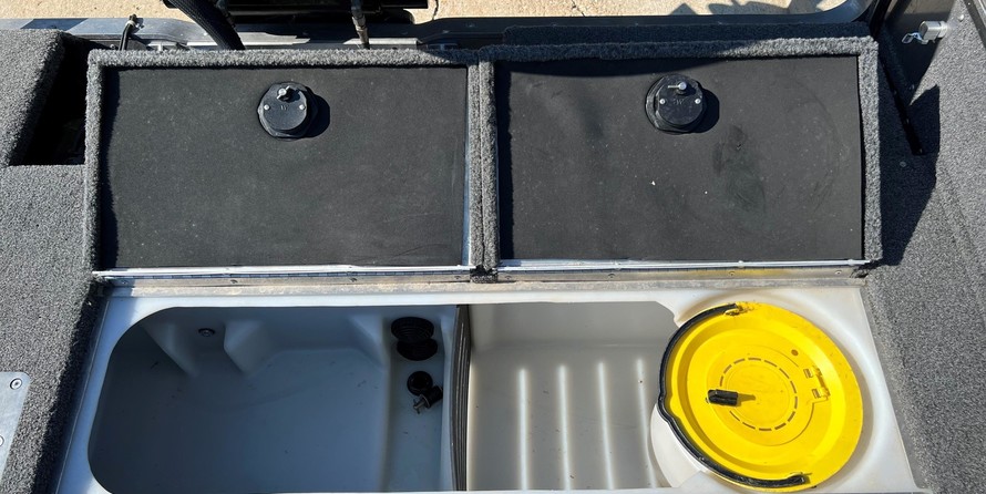 Lund Boats 2175 Pro-V Sport