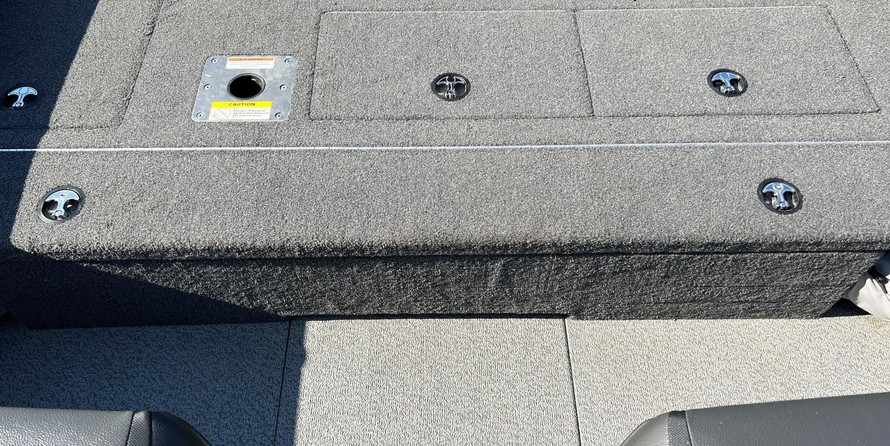 Lund Boats 2175 Pro-V Sport