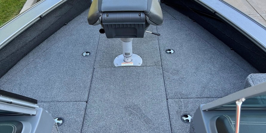 Lund Boats 2175 Pro-V Sport