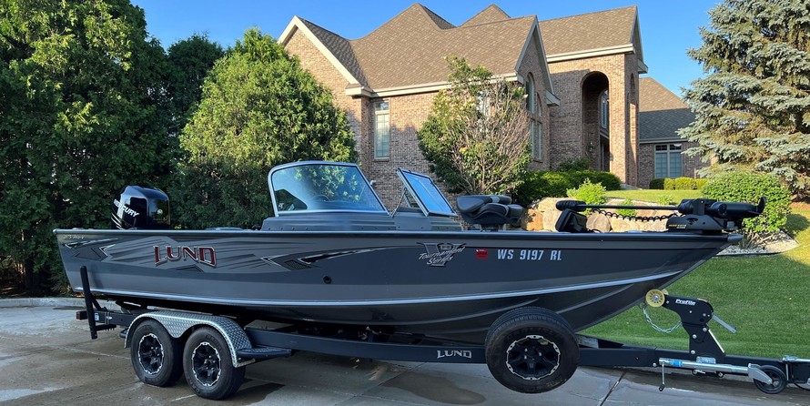 Lund Boats 2175 Pro-V Sport