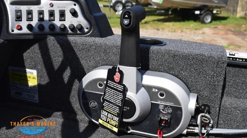 Lund Boats 1650 Rebel XS SS