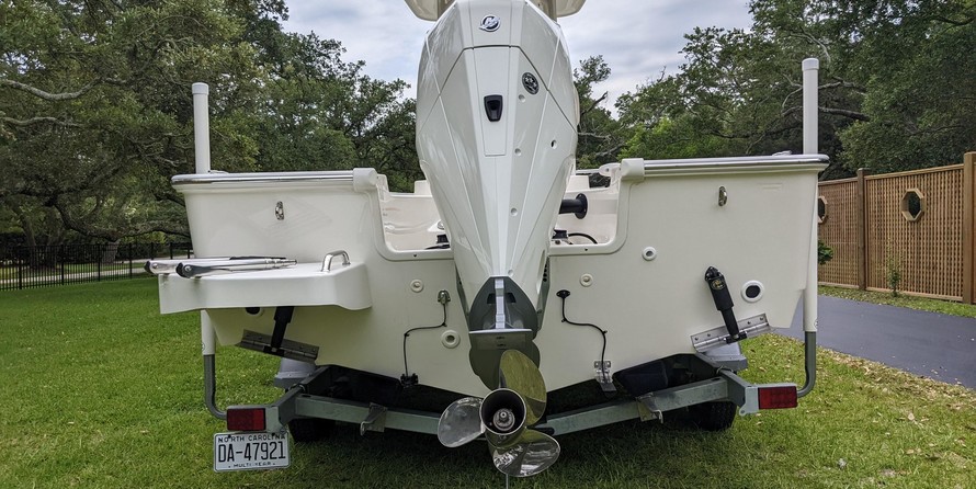 Boston Whaler 210 Montauk
