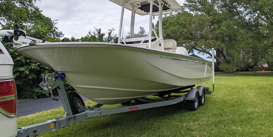 Boston Whaler 210 Montauk