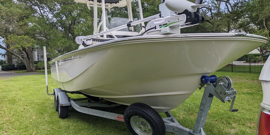Boston Whaler 210 Montauk