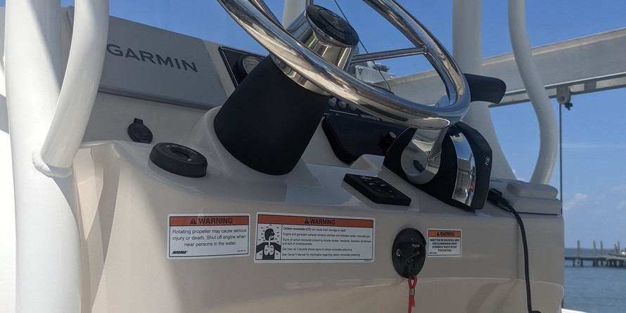 Boston Whaler 210 Montauk