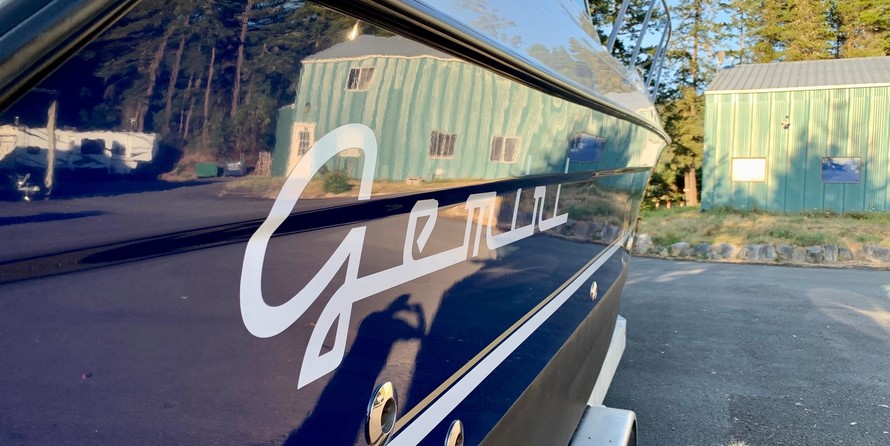 Glacier bay isle runner blue hull 2670