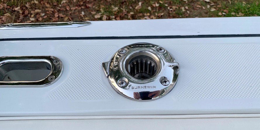 Glacier bay isle runner blue hull 2670