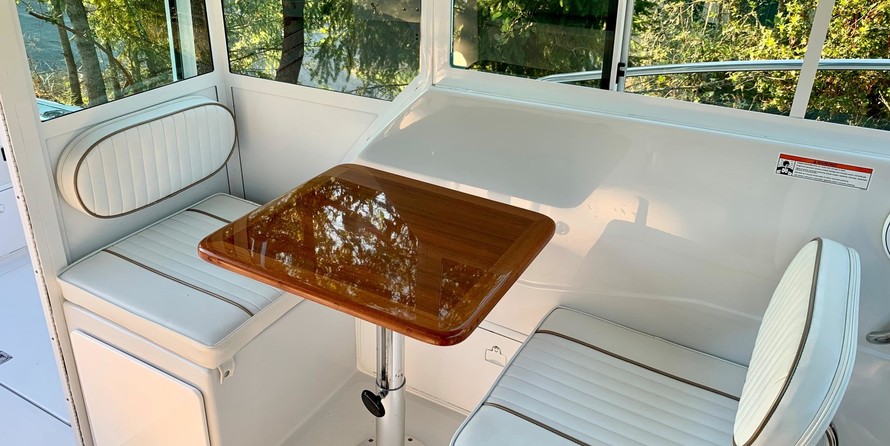 Glacier bay isle runner blue hull 2670