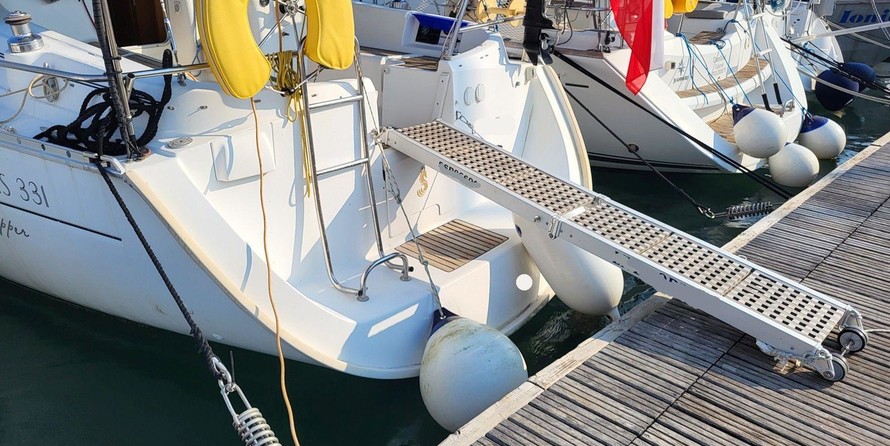 Beneteau Oceanis Clipper 331