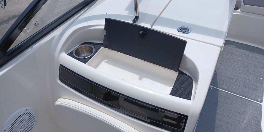 Bayliner VR6 BOWRIDER