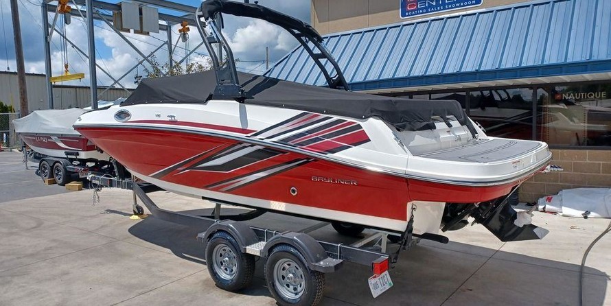 Bayliner VR6 BOWRIDER