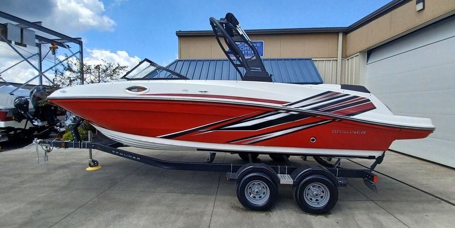 Bayliner VR6 BOWRIDER