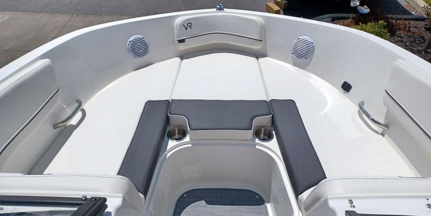 Bayliner VR6 BOWRIDER