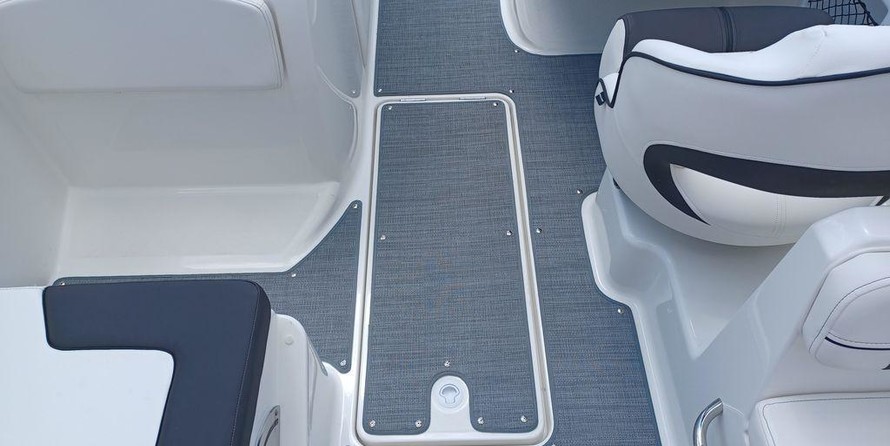 Bayliner VR6 BOWRIDER