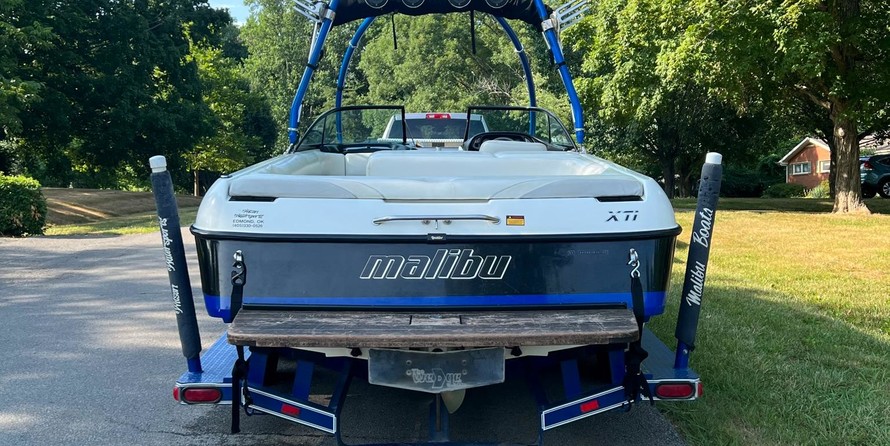 Malibu Wakesetter 23 LSV