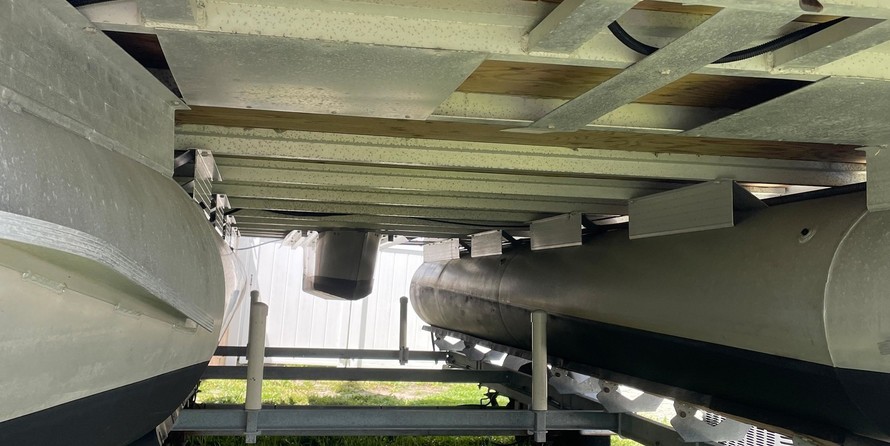 Sun Tracker Fishin Barge 22 DLX