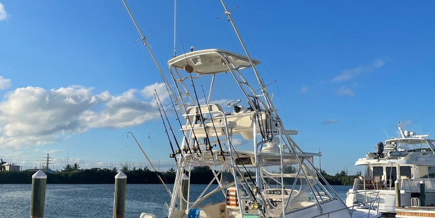 Grady-White Express 330