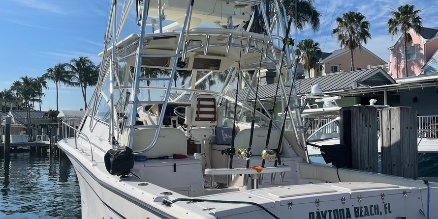 Grady-White Express 330