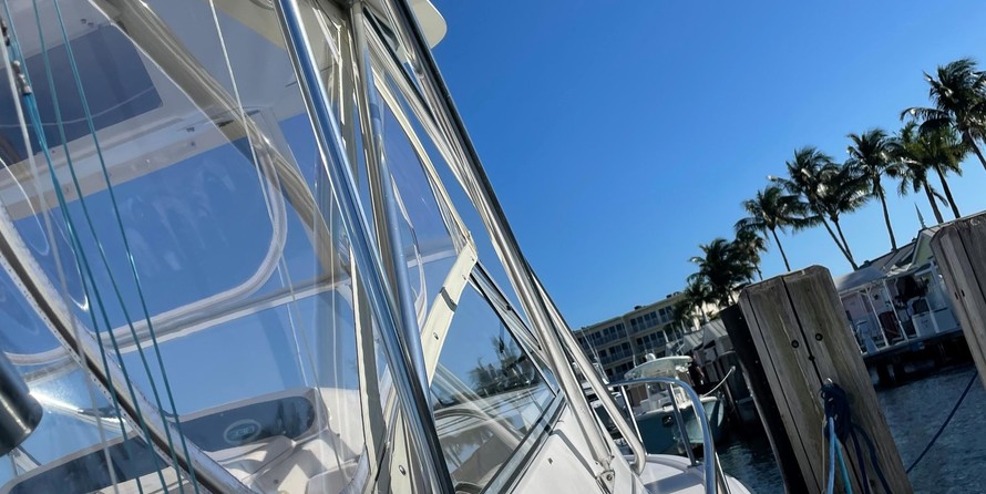 Grady-White Express 330