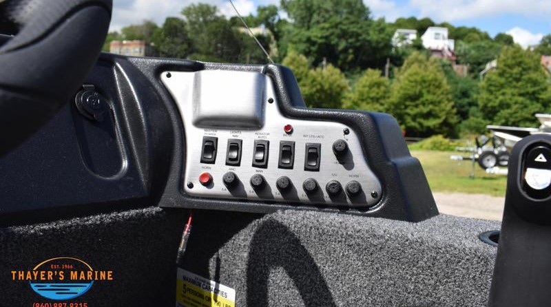 Lund Boats 1650 Rebel XS SS