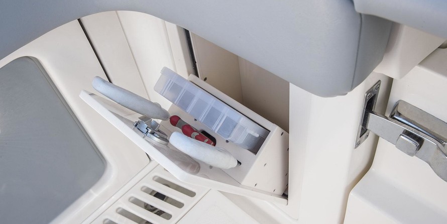 Mako 414 CC Bluewater Family Edition