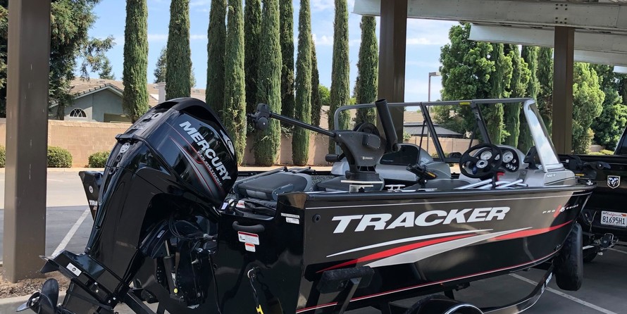 Tracker Pro Guide V-16 WT