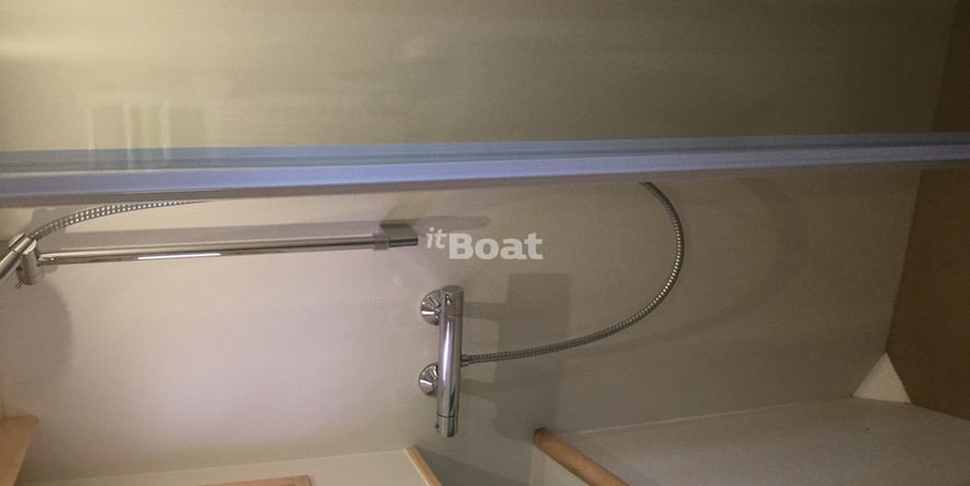 De Alm Almtrawler 1600