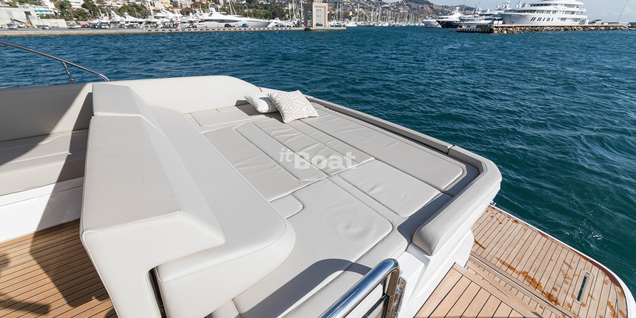 Fairline Squadron 53