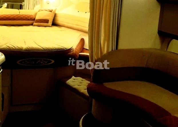 Sea Ray 370 Sundancer