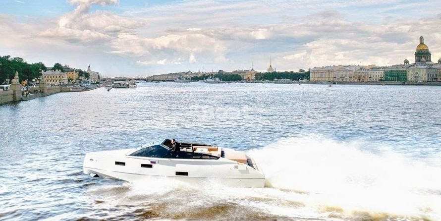 Velvette Cruiser 33 Intelligent